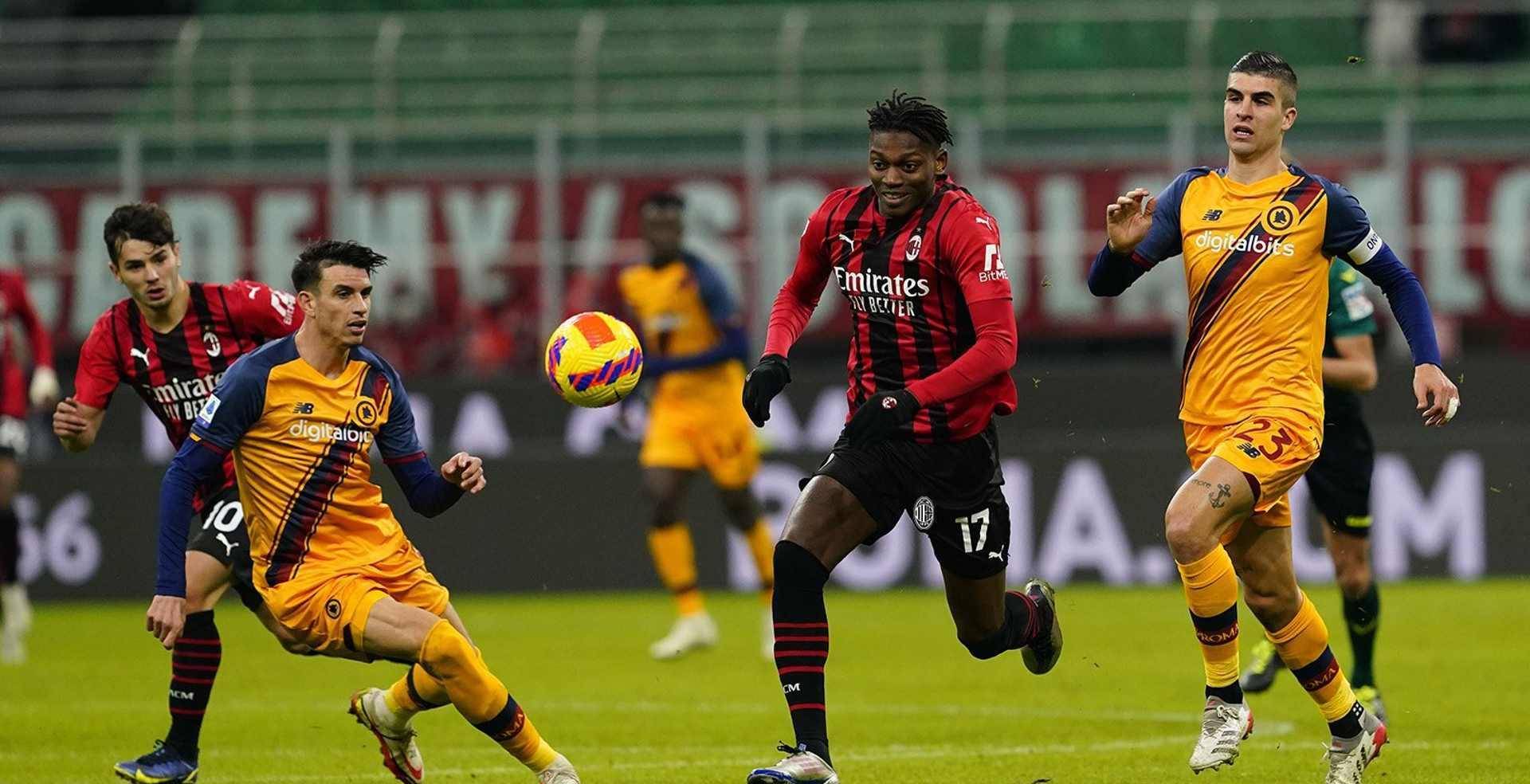 中国乐鱼体育官网-门兴格拉德巴赫发布备战花絮，集结日刷新队史纪录，意大利杯任务艰巨，数据趋势出现新变化