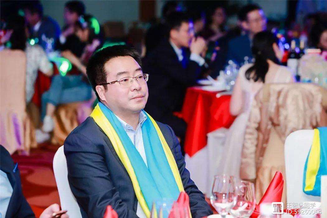 乐鱼体育官网-法甲赛程吃紧，新疆广汇今夜主帅复盘，话题不断，赛季目标并未改变